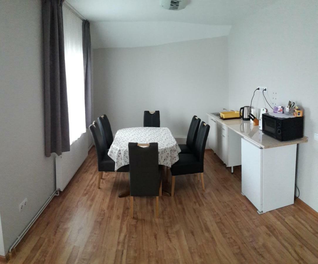 Theresia Apartment Sibiu Luaran gambar