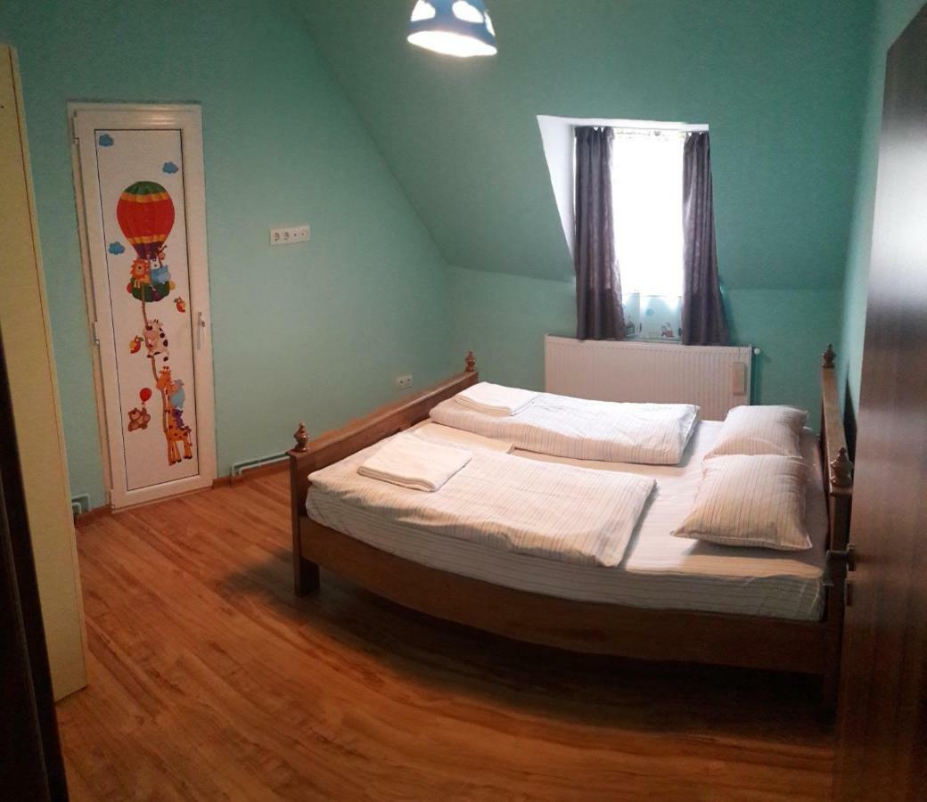 Theresia Apartment Sibiu Luaran gambar